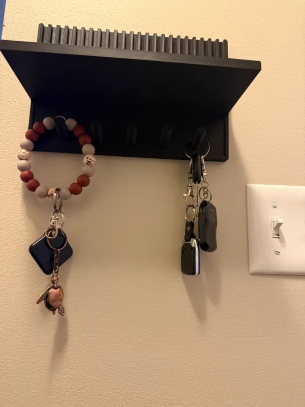 Raye | Key Holder Wall Mount - Protyle Designs | Nexprint: Free 3D ...
