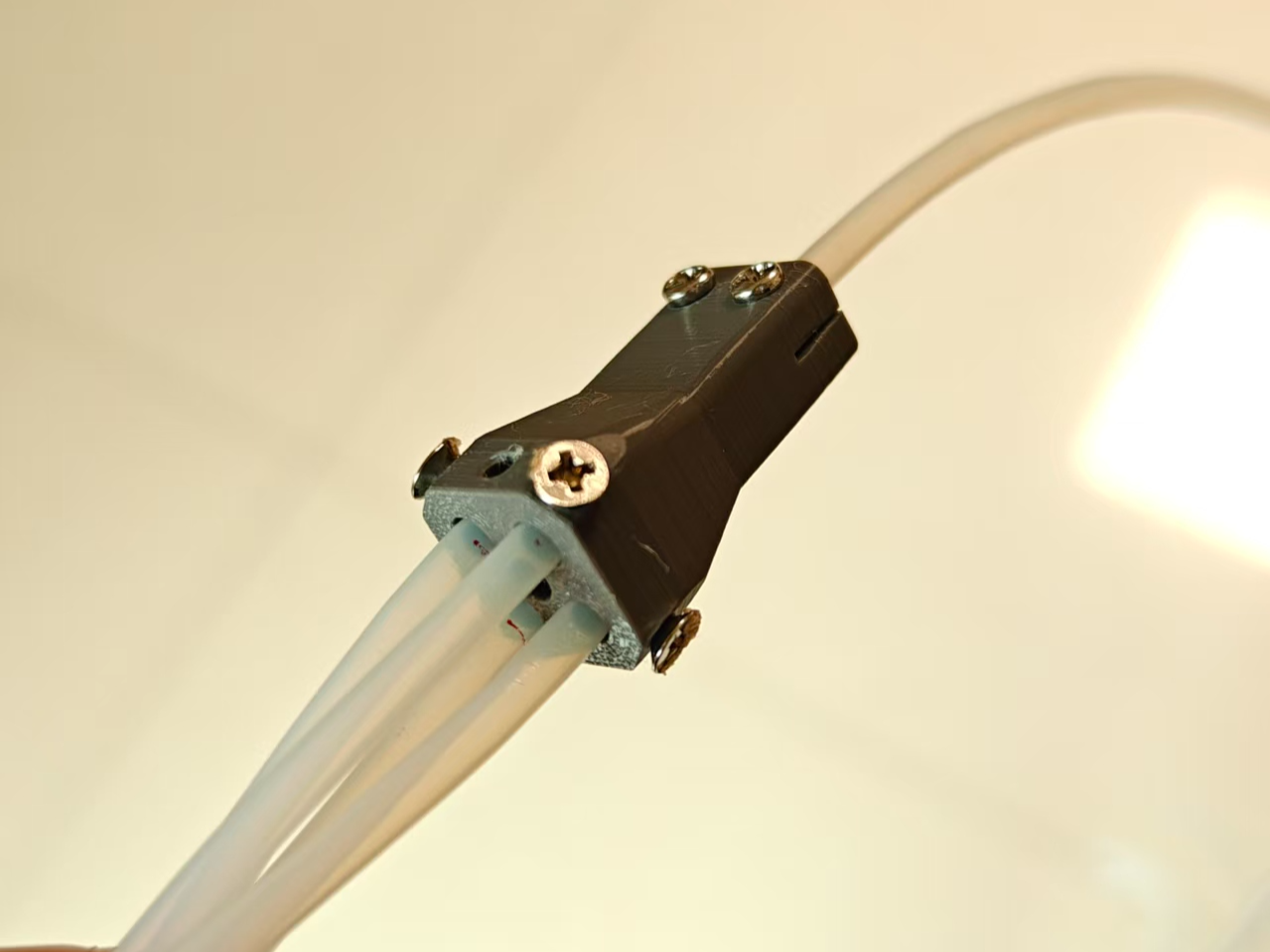 5/6-way manifold—no pneumatic actuator required - CC工坊 | Nexprint: Free ...