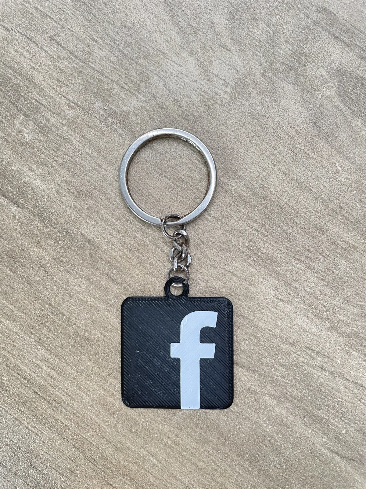 Facebook keychain - vorxel3d | Nexprint: Free 3D Model Downloads