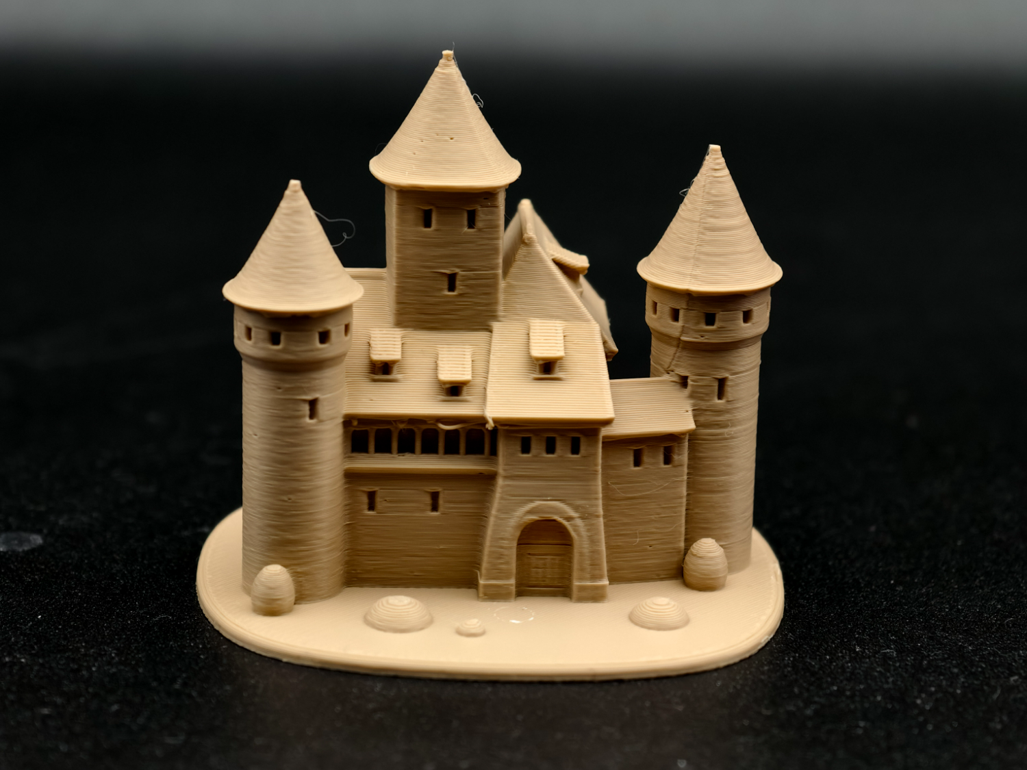 Bran Castle is a historic fortress located in Romania. - 巡洋舰 | Nexprint ...