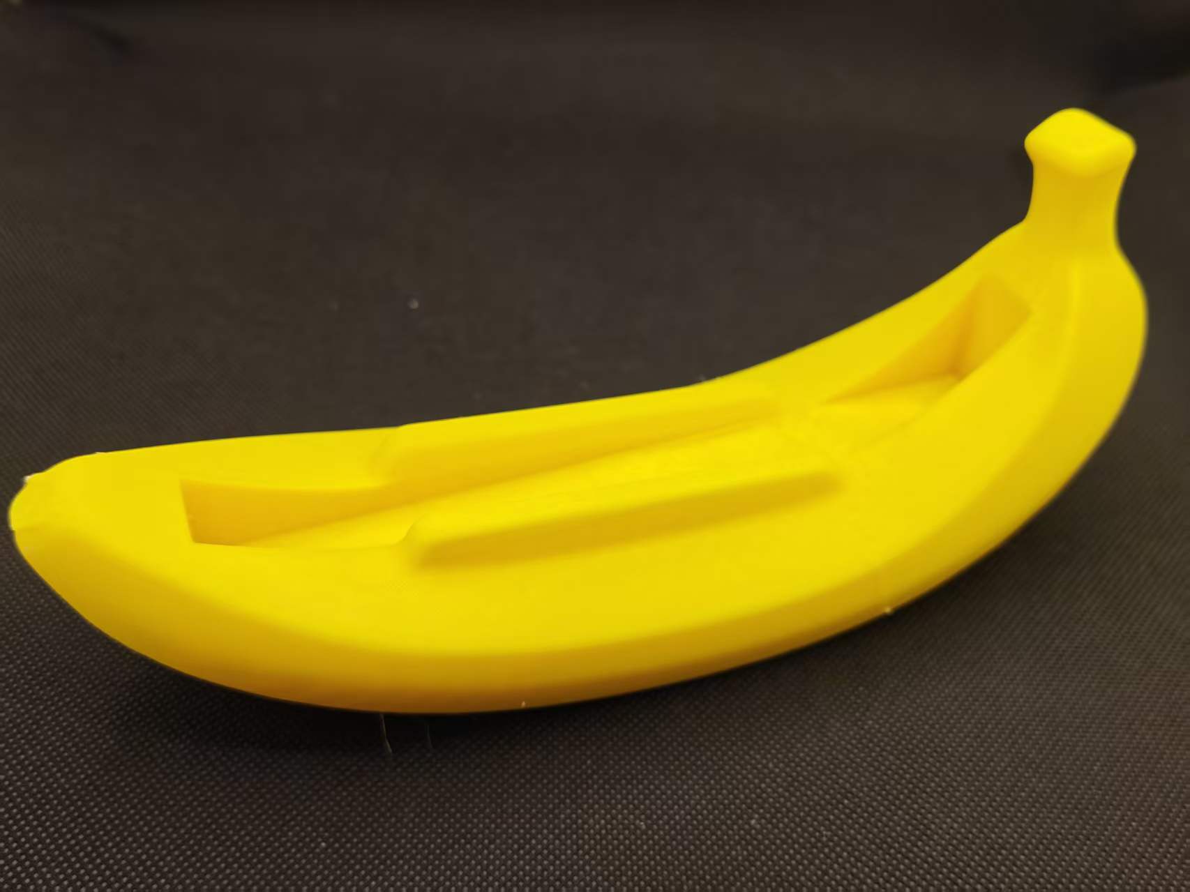 Big Banana Phone Holder - 汐宇 | Nexprint: Free 3D Model Downloads