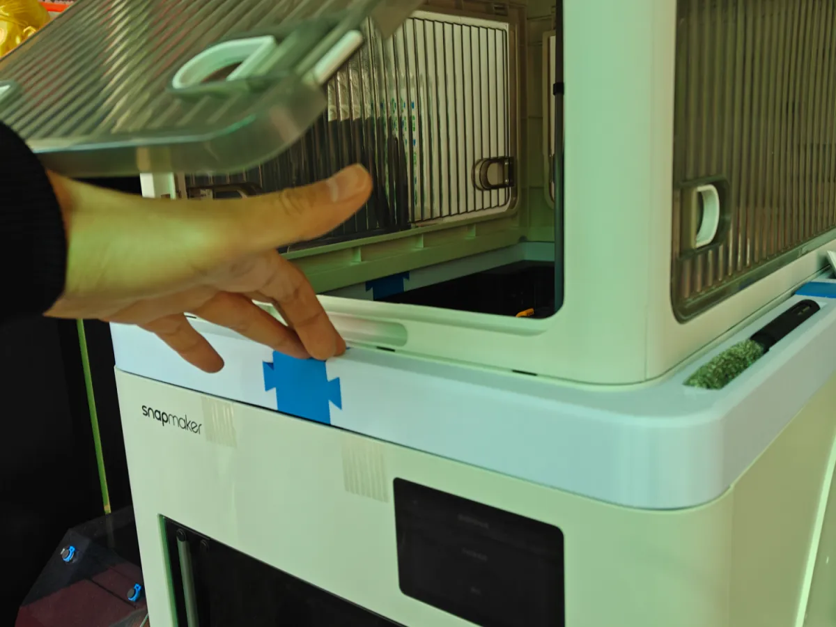 Snapmaker U1 – Affordable, Elegant Openable Lid Design - 至尊宝 | Nexprint ...