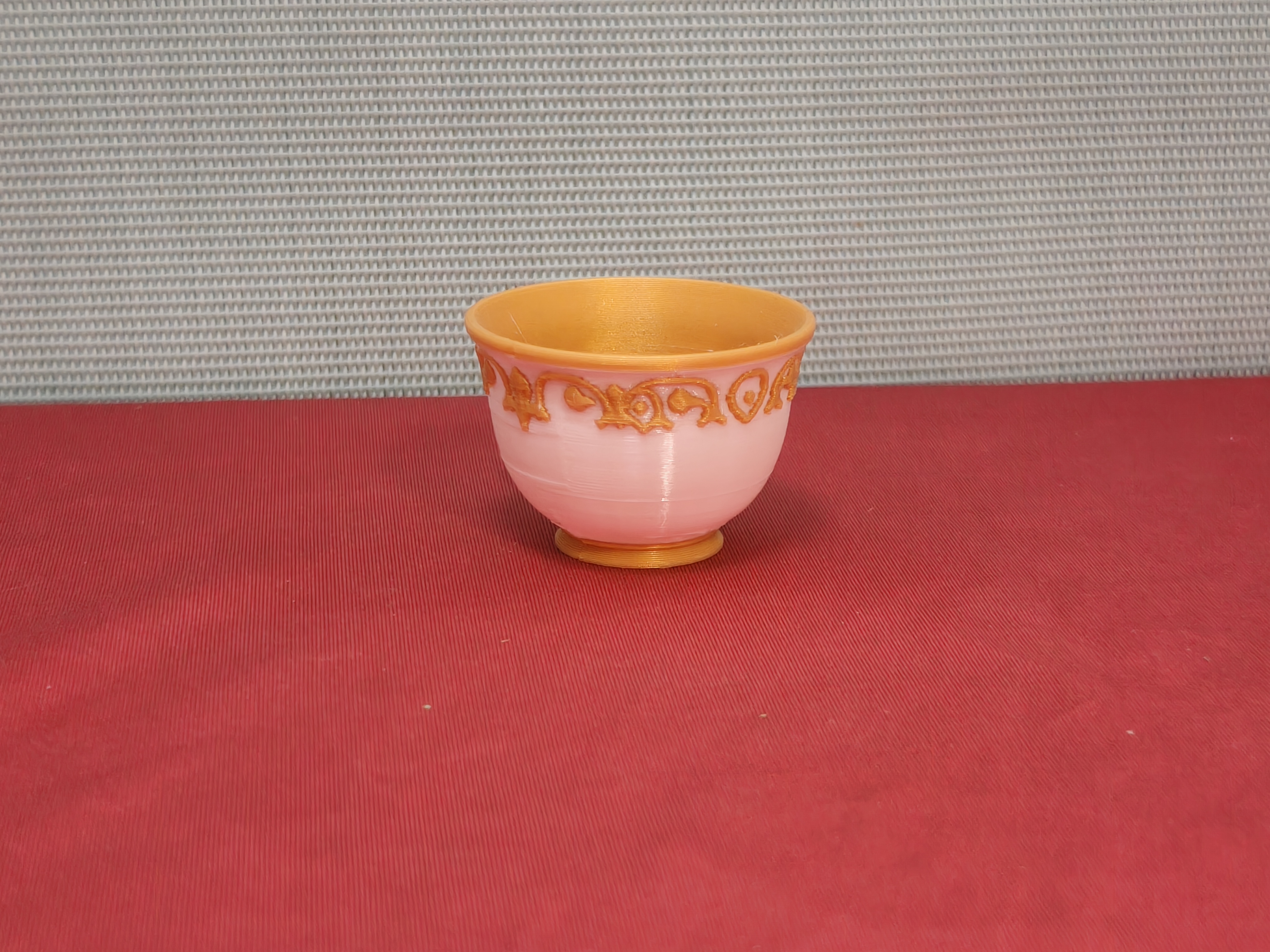 中国古美術　粉彩小杯；W43 雕花茶杯- NextPrint 3D Model | 3Drop