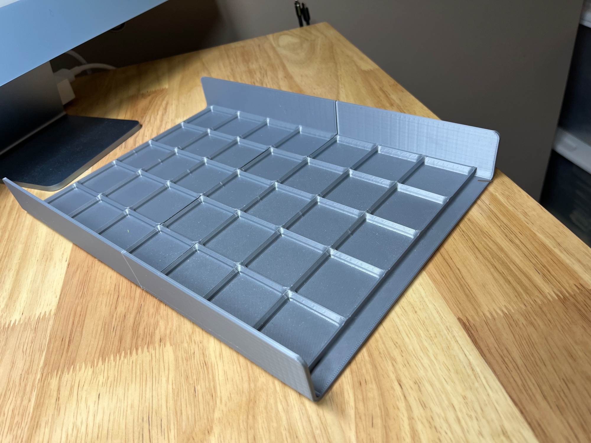 Gridfinity Desk Tray - ArtemusPrime_137 | Nexprint: Free 3D Model Downloads