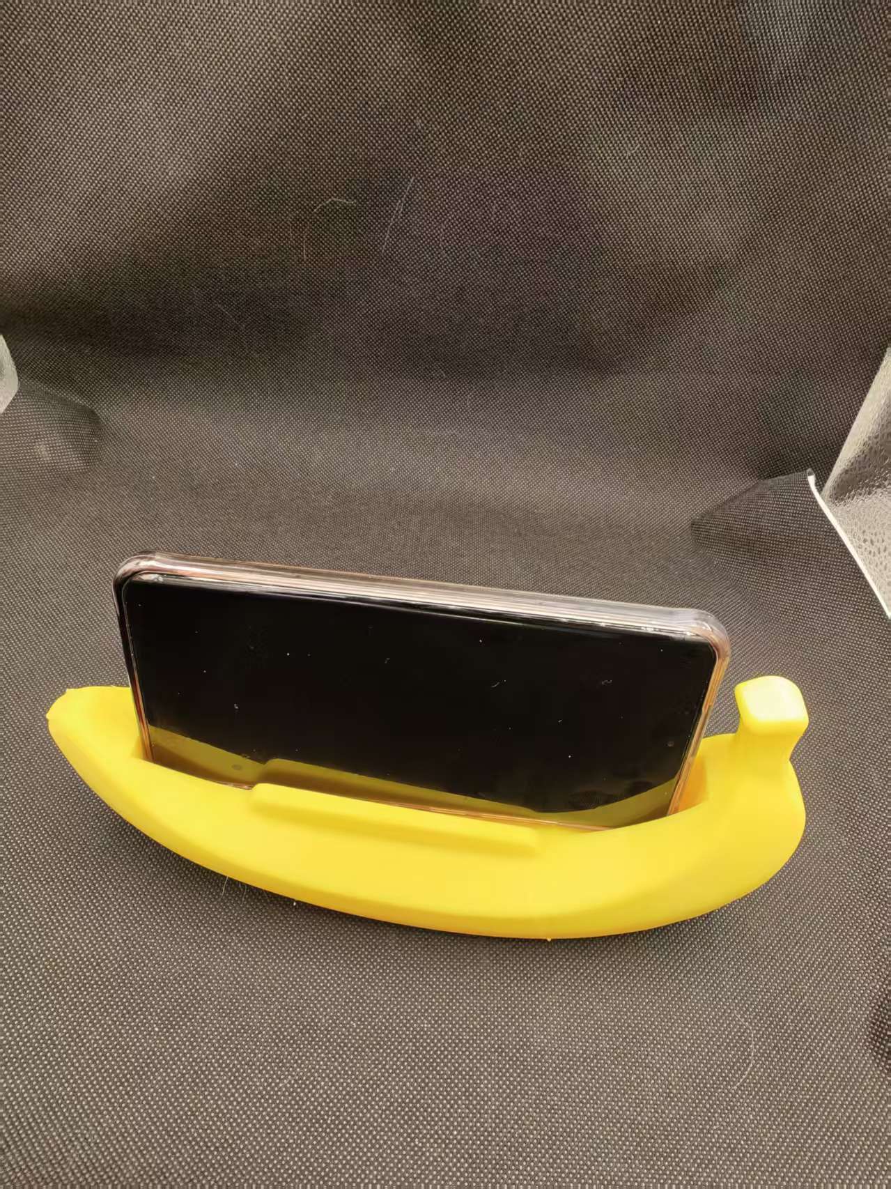 Big Banana Phone Holder - 汐宇 | Nexprint: Free 3D Model Downloads
